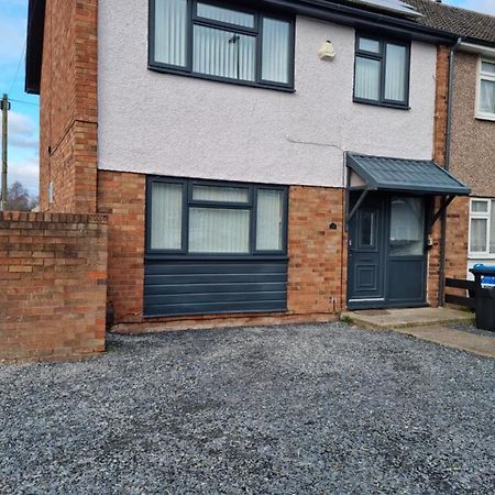 Entire House - Cheshire Oaks/Ellesmere Port Exterior foto